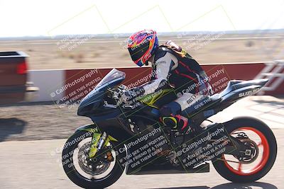 media/Nov-03-2025-Lets Ride (Mon) [[4d74c1c4d3]]/B Group/Grid/